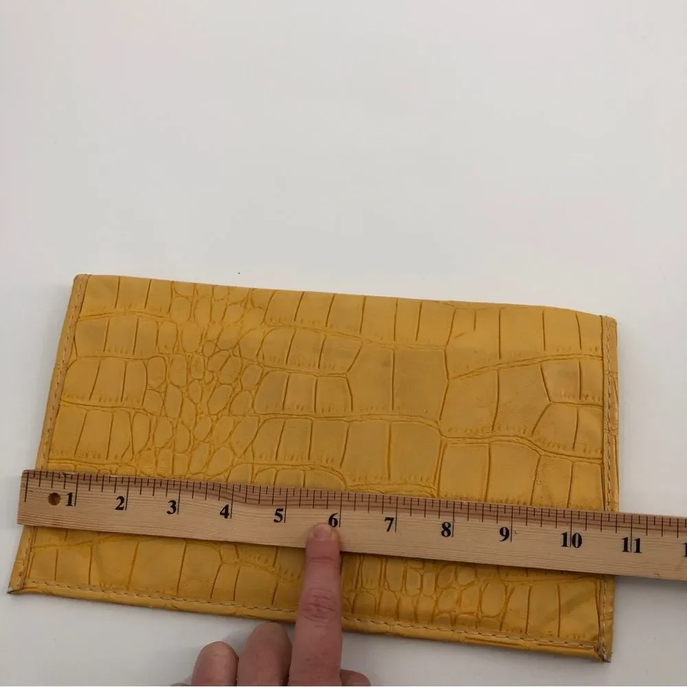 Loft Clutch Yellow Snakeskin Texture Magnetic Close Zipper Pocket Formal Banquet